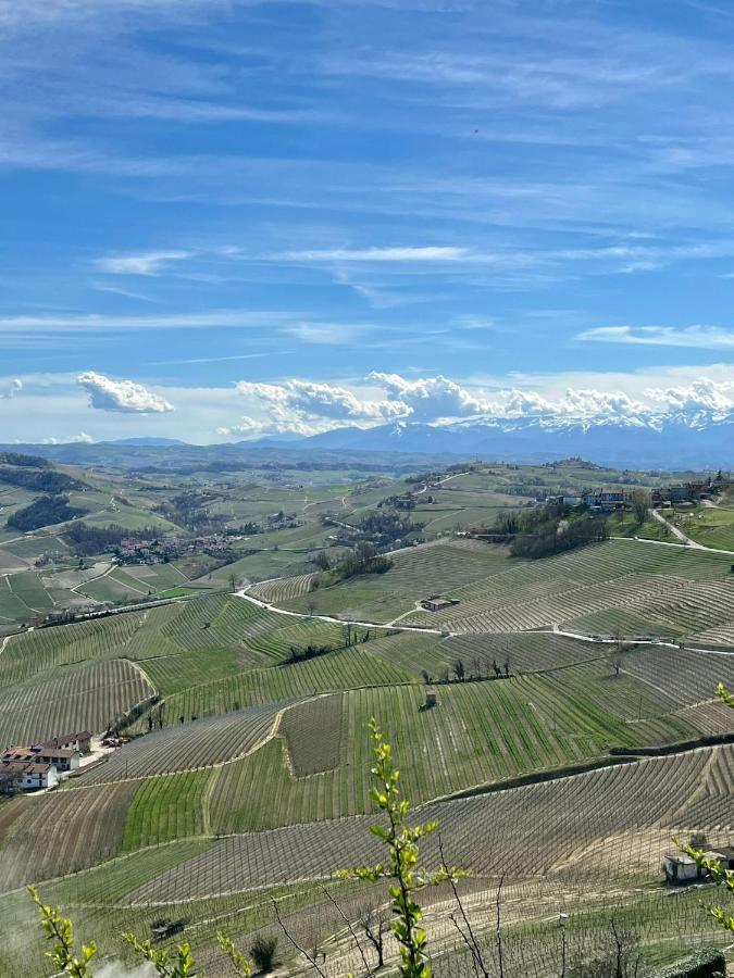 Luxury Langhe Loft Apartment La Morra Luaran gambar